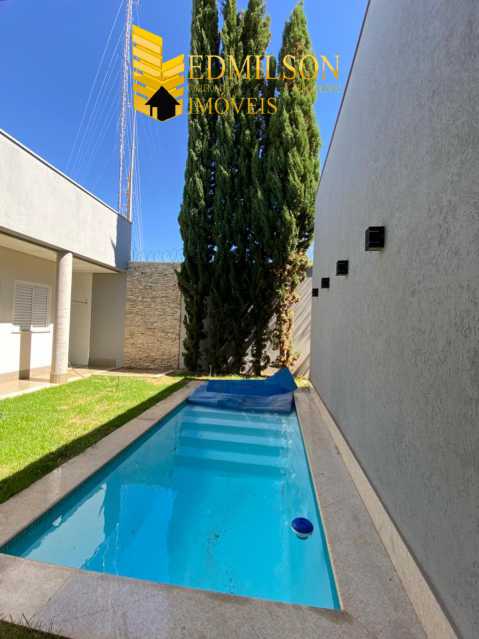 Casa 3 quartos à venda Patos de Minas,MG - R$ 990.000