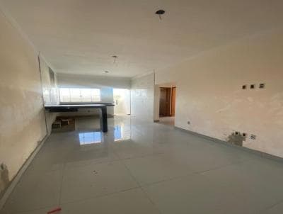 Apartamento para Venda, em Patos de Minas, bairro Laranjeiras, 2 dormitórios, 1 banheiro, 1 suíte, 1 vaga