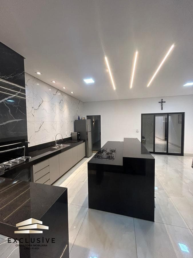 Casa para Venda, em Patos de Minas, bairro Jardim Ibiza, 3 dormitórios, 3 banheiros, 1 suíte, 2 vagas